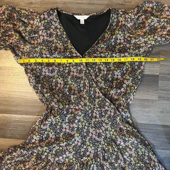 Lauren Conrad Brown Floral Button Side Mini Wrap Dress SZ M - Picture 11 of 15